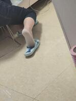 不爱洗臭袜子的姐姐 必须惩罚一下1