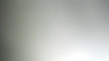 原创内射油亮白丝肥臀小母狗内射流出特写