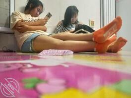 这俩个骚笔你们会选谁2