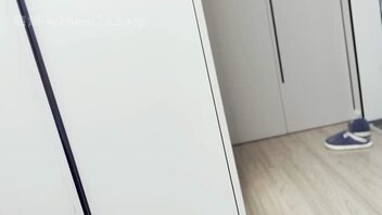 152. 幻想姐姐穿婚纱被操的样子，应该会很美吧