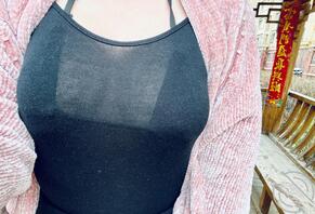 突然想露出,记得有人留言叫我去地下车库0