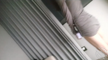 (原创)与嫂子偷情被发现后,嫂子仍然大胆勾引我,叫声太大惹得隔壁来敲门1