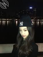 射进去了会不会有事，骗她说戴了我太想把她占为己有可她19在读书还玩点露出1