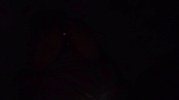 玩弄全身写满淫语的母狗