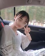 大年三十,带表妹到街上买好吃的2