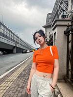 每天上课必须的握着不同几把，上课给你口交1