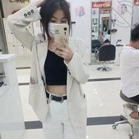 馁化一中骚逼葛子萌，有认识的吗？1