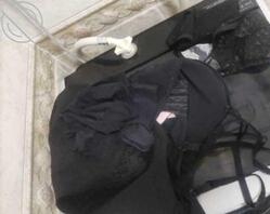 老妈好像被人内射了,内裤上的精液也不知道是谁的?2