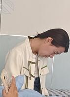 别人家的老婆就是胸有点小1