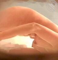 绝对真实 第一次偷拍小姨子洗澡，2