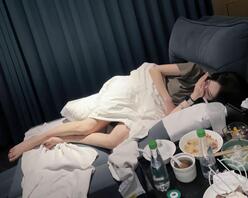 女儿这次月考考差了，让我我想想怎么惩罚她吗，让她长教训