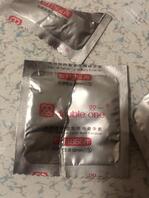 骚逼妈妈被操完避孕套放一边1