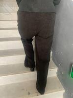 (原创) 电梯坏了只能陪妈妈走楼梯!四周无人让妈妈给我口交!2