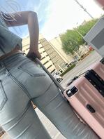 街拍 穿牛仔裤的大肥臀美女、0