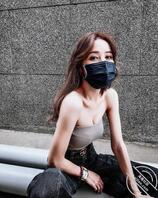 天菜女神王笑笑完美曲线辣到喷火，「乳波汹涌」画面网友腿软跪1