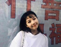 超漂亮的美女人妻 一看就是床上的尤物，身材好2