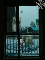 原创-偷拍隔壁小情侣，男的鸡小只有毛