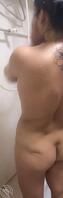 不能和嫂子见面，只能叫她到厕所里面去视频2