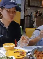 老婆和两个女儿 想玩哪个 想怎么玩1