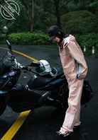 下雨天也要出去玩0