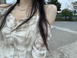 姐弟之间应该避嫌吗?1