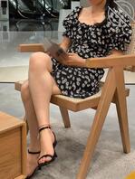 【预告】碎花裙+高跟,清纯却又透露着骚气的姐姐,先发点照片0