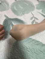 射在姐姐丝袜脚底2