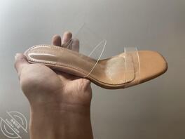 新扫楼打胶高跟鞋