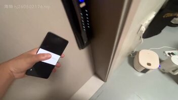 女仆装的妹妹 浑身淫肉足交亲哥哥