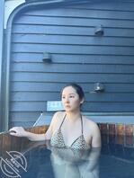 骚妈比基尼+玩弄肥臀0