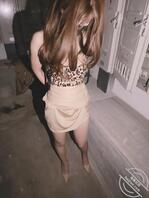 《原创》调教嫂子让嫂子爱上了户外露出野战，主动约我拍漏出！0