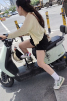 近期街拍美腿分享1