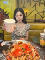 离异的还有投稿半夜进女儿房间上了自己刚上大学的女儿很乖巧2