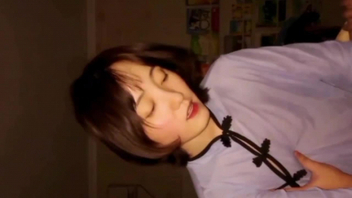 你这么骚你男友知道么哈哈