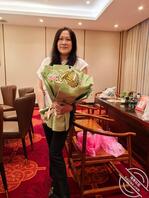 大家评论一下我妈杨玉英是不是婊子？1