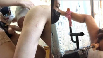 戴上假阳具后人男奴口爆四爱