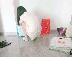 【海角原创】(6)姐姐在家天天不穿内衣,每次一弯腰总能看见奶子0