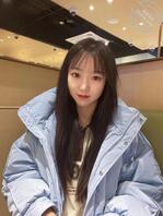 老婆在家没事就自卫。有没有想插入的勇敢评论让她看到自己是什么母狗0