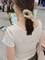 小姐姐背影白色奶罩轮廓明显0