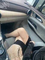 原创9、操兄弟老婆翻车了,硬上一把扯开丝袜。暴力脱短裙。0