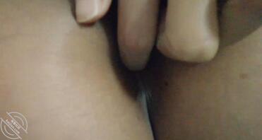 母狗骚逼一只，可三通，耐虐耐操，有喜欢玩这种，母狗的不1