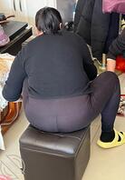 偷拍四十岁婶子大屁股0