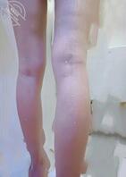 (原创)离异亲姐姐住我家!下班回家姐姐在洗澡,帮姐姐涂身体乳!皮肤滑溜溜1