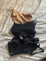 (原创真实)今天有新进展兄弟们!溜进我姐的卧室发现了我姐的内裤还有丝袜!2