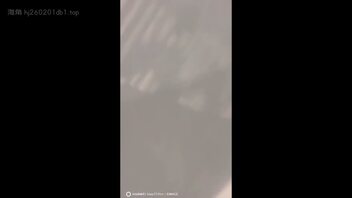 新鲜出炉的沟厕