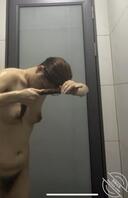 偷拍少妇洗澡第二弹