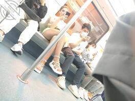 五、今天看到了外国美女0