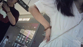 【原创】和亲妹在商场吃完饭,回家开炮2