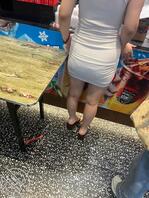 白色包臀小肥臀1