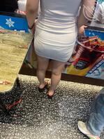 白色包臀小肥臀2